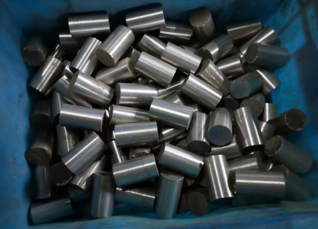 2021年钕铁硼毛坯 钐钴的产量各有多少吨？
